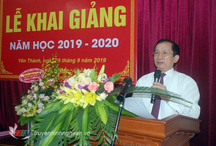 Phó PG88 go Bắn cá UBND tỉnh Đinh Viết Hồng phát biểu tại buổi lễ.