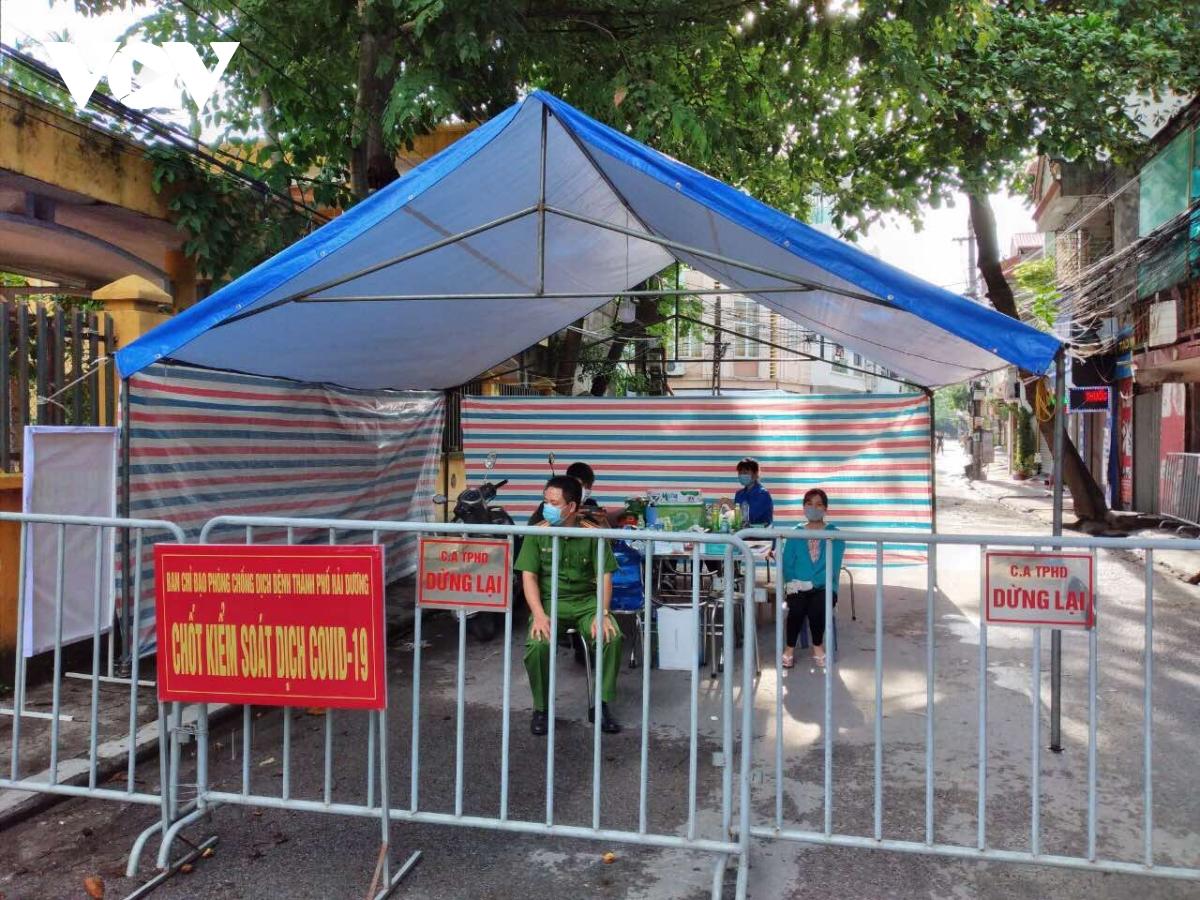Khu vực sinh sống của BN972 bị phong tỏa trước đó.