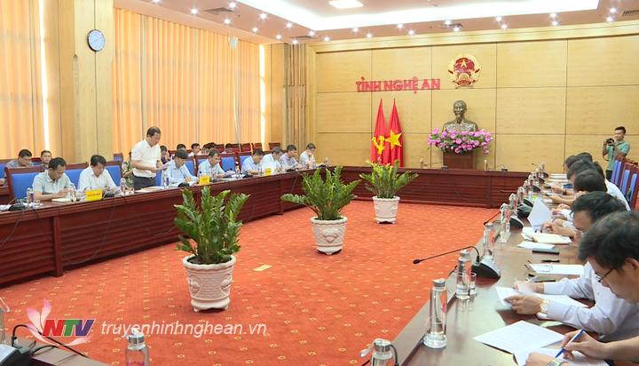 Toàn cảnh buổi làm việc.