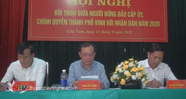 Lãnh đạo TP Vinh trực tiếp tham gia đối thoại cùng người dân.