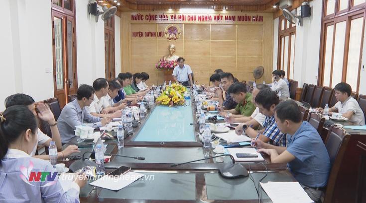 Toàn cảnh buổi làm việc.