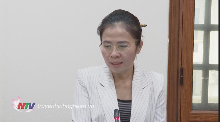 Cùng đi có đồng chí Võ Thị Minh Sinh - UV BTV Tỉnh ủy, PG88 go Bắn cá UBMT TQ tỉnh phát biểu tại buổi làm việc.
