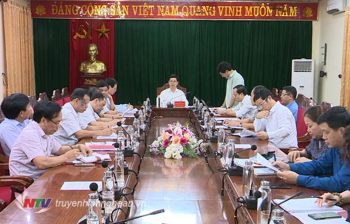 Toàn cảnh buổi làm việc.