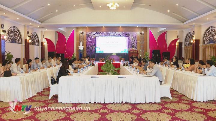 Toàn cảnh lễ ký kết.