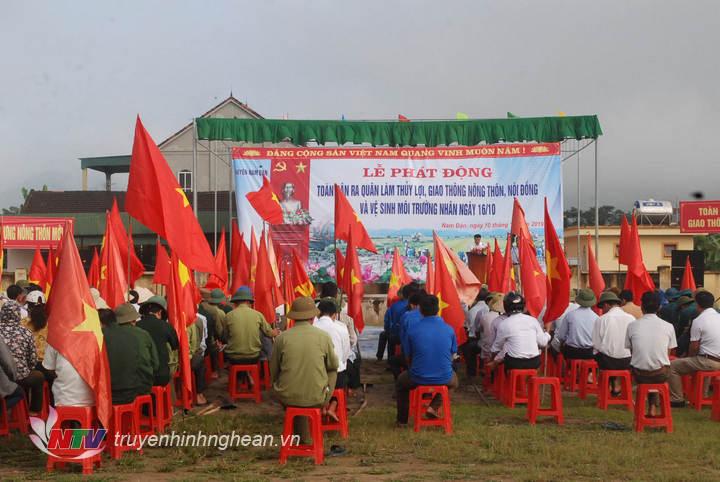 Toàn cảnh lễ phát động.