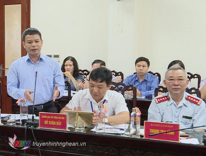 Đại diện Sở Tài nguyên Môi trường giải trình 