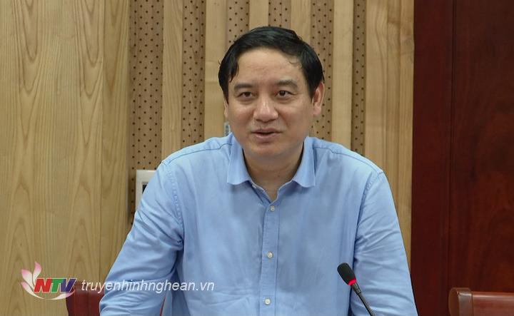 Bí thư Tỉnh ủy Nguyễn Đắc Vinh phát biểu tại buổi làm việc.