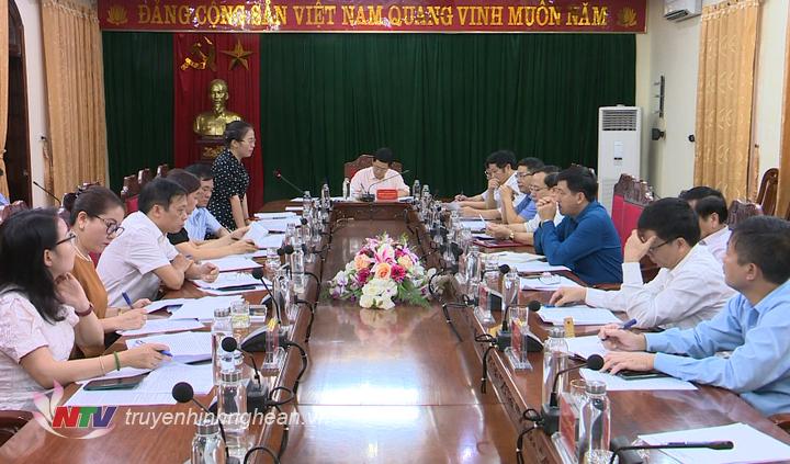 Toàn cảnh buổi làm việc.