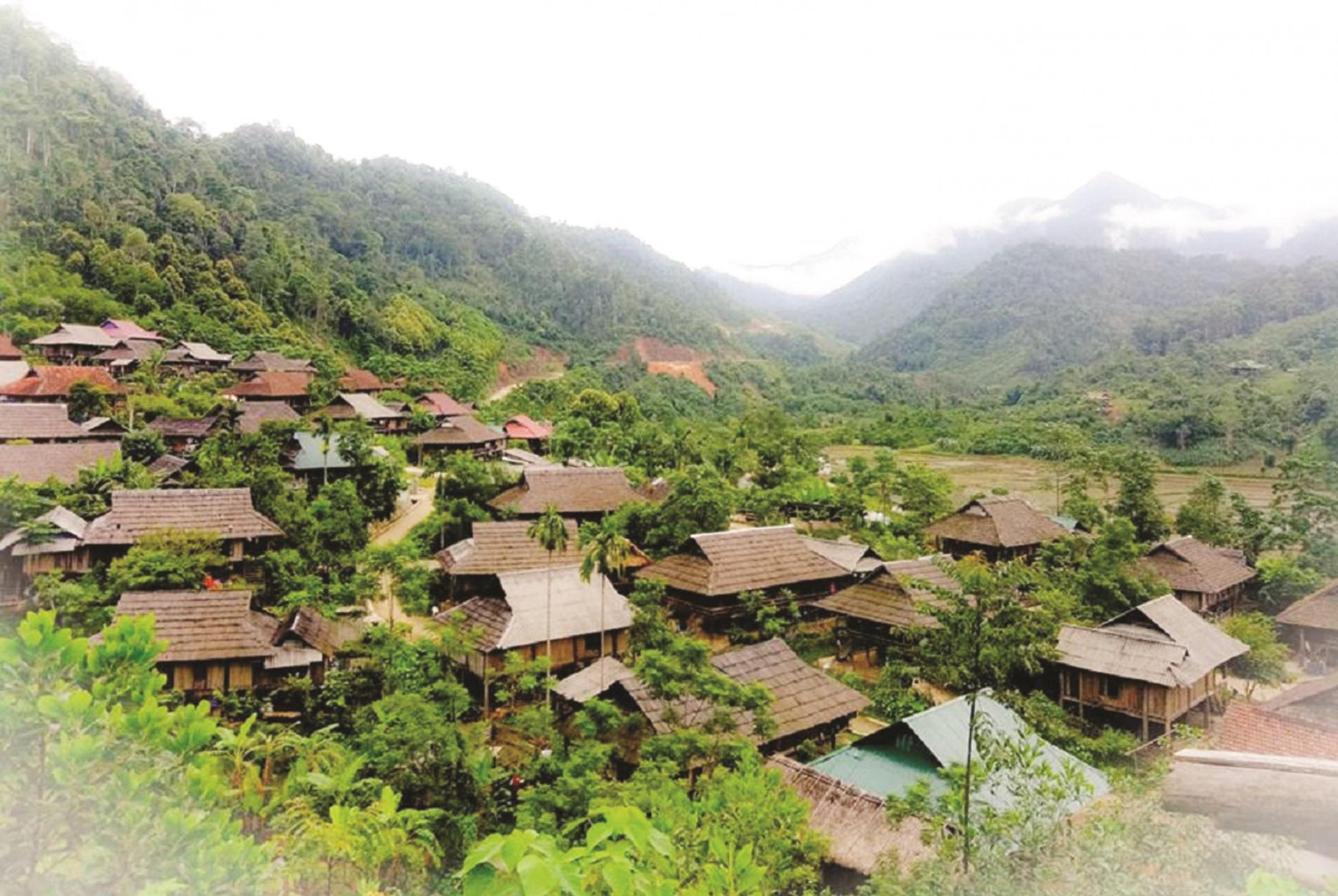 Một góc làng Thái cổ Mường Đán.