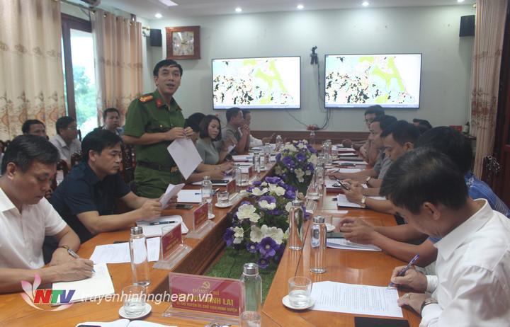 Toàn cảnh buổi làm việc.