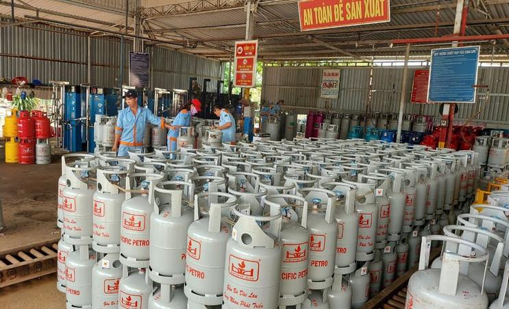 Giá gas liên tục tăng từ tháng 7 đến tháng 11.