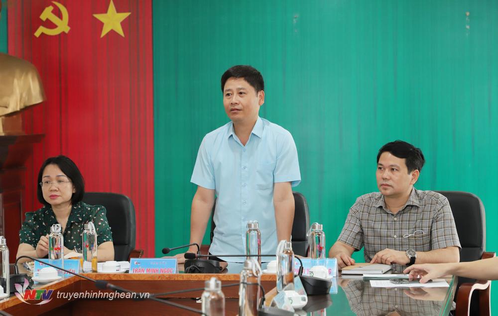 Đồng chí Trần Minh Ngọc - Giám đốc Đài PT-TH PG88 go Bắn cá, PG88 go Bắn cá Hội Nhà báo tỉnh phát biểu chúc mừng.