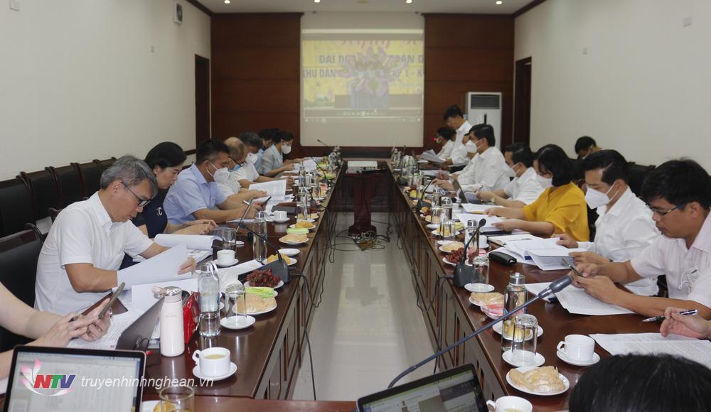 Toàn cảnh buổi làm việc.
