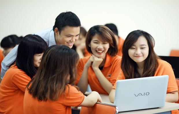 Tân sinh viên cần trang bị cho mình kỹ năng sống để thích ứng với môi trường học tập và cuộc sống mới. Ảnh minh họa