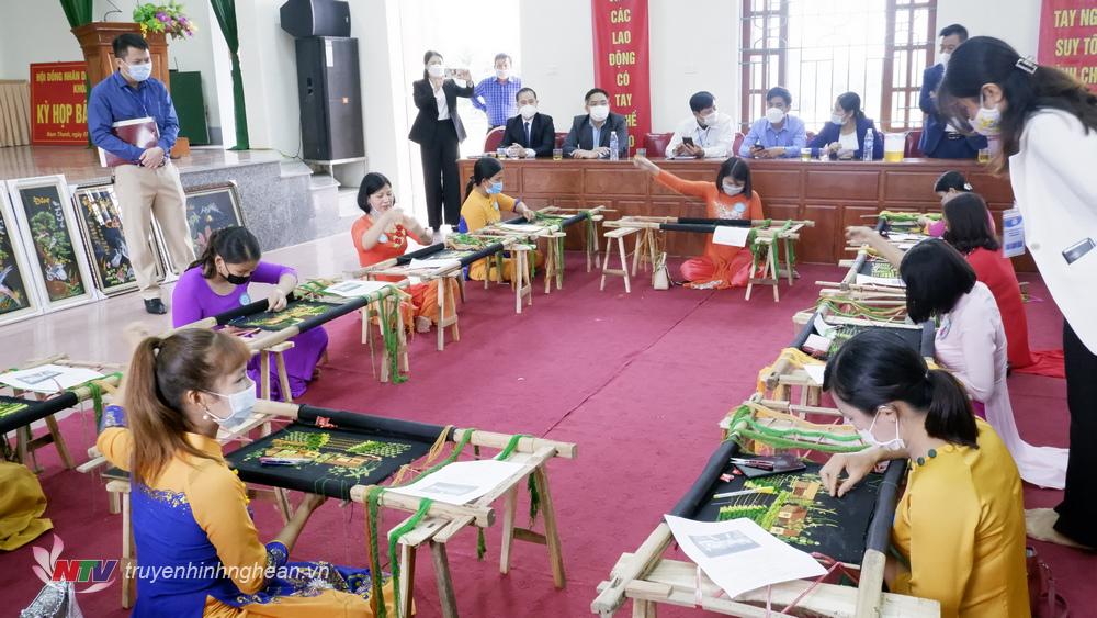 Toàn cảnh hội thi.