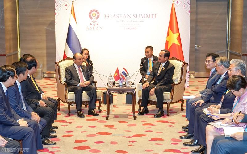 Thủ tướng Nguyễn Xuân Phúc và Thủ tướng Thái Lan Prayuth Chan-o-cha. 
