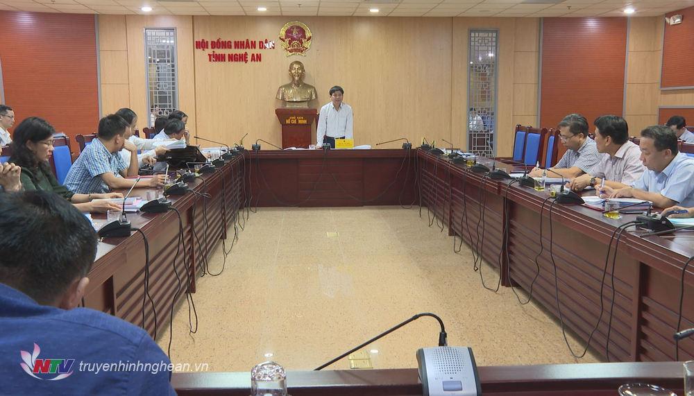 Toàn cảnh cuộc họp.