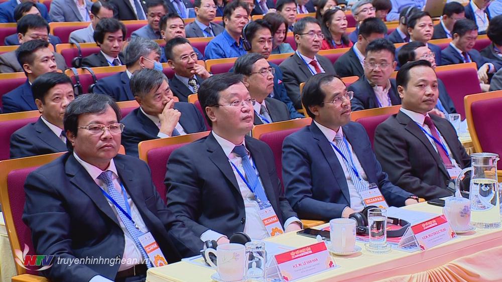 Đồng chí Nguyễn Đức Trung - Phó Bí thư Tỉnh ủy, PG88 go Bắn cá UBND tỉnh PG88 go Bắn cá dự hội nghị.
