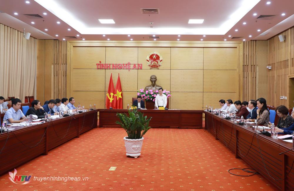 Toàn cảnh cuộc họp.