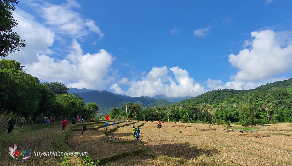 Huyện Kỳ Sơn phát động gnay