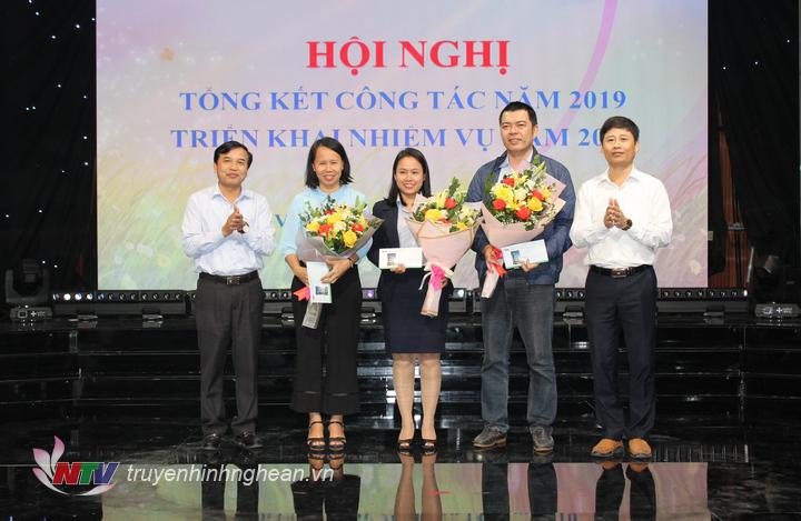 Trao thưởng cho các tác giả, nhóm tác giả đạt giải cao tại Link Vào PG88 link Truyền hình toàn quốc năm 2019.