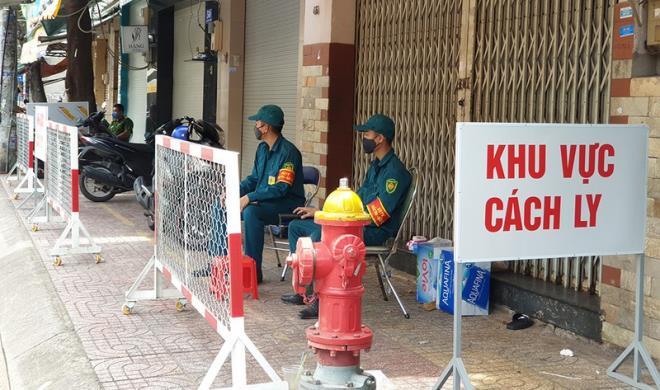 TP.HCM vệ sinh khử khuẩn, phong tỏa tạm thời những nơi bệnh nhân từng xuất hiện.