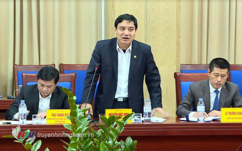 Bí thư Tỉnh ủy Nguyễn Đắc Vinh phát biểu tại buổi làm việc. 