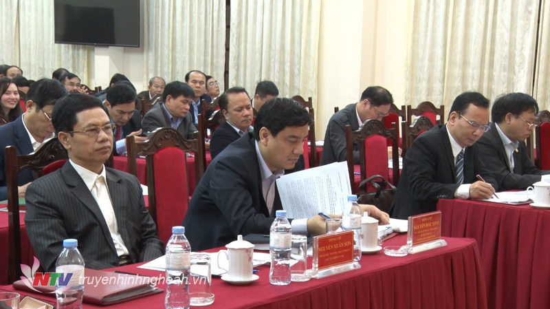 Các đại biểu dự hội nghị.