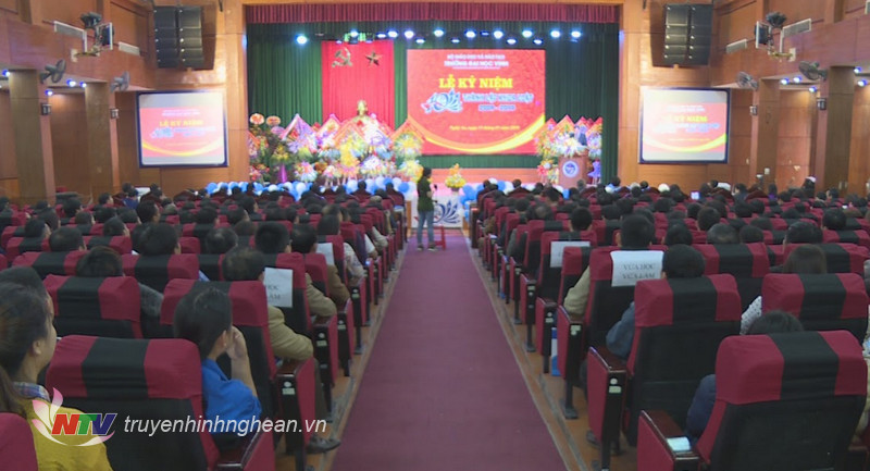 Toàn cảnh lễ kỷ niệm.