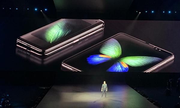 Galaxy Fold. Ảnh: Tuấn Hưng