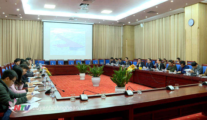 Toàn cảnh buổi làm việc.