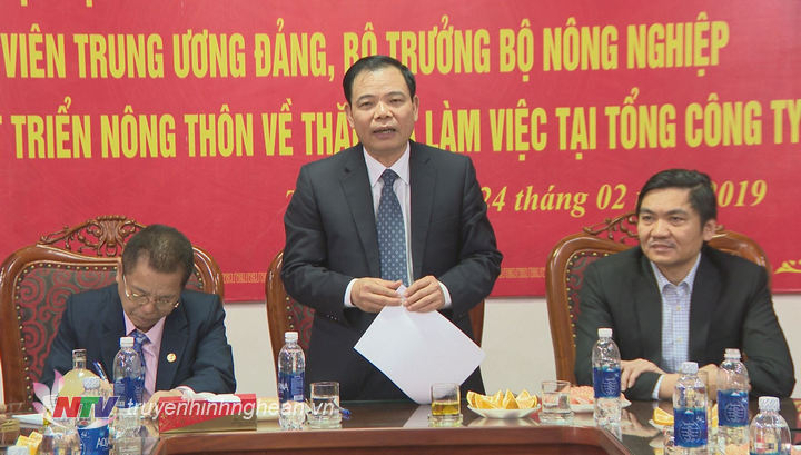 Bộ trưởng bộ nông nghiệp và phát triển nông thôn Nguyễn Xuân Cường ghi nhận và đánh giá những đóng góp tích cực của Tổng công ty cổ phần VTNN PG88 go Bắn cá trong phát triển nông nghiệp, nông thôn. 