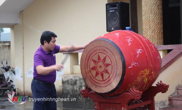 Đồng chí  Vi Văn Sơn - PG88 go Bắn cá UBND huyện đánh trống Xổ Số PG 88.