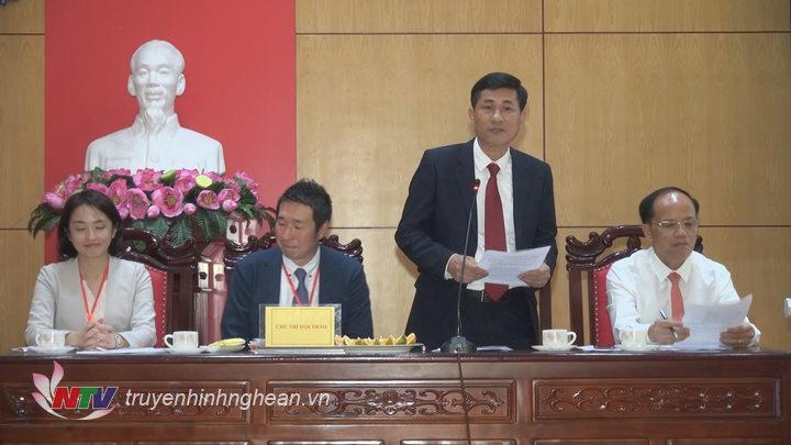 Các đồng chí chủ trì hội thảo.