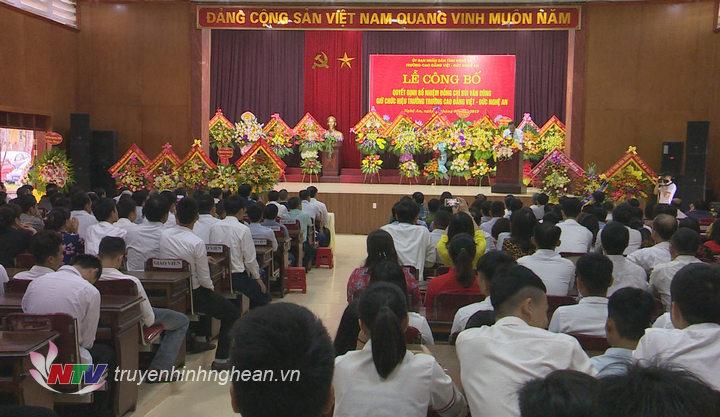 Toàn cảnh lễ bổ nhiệm.
