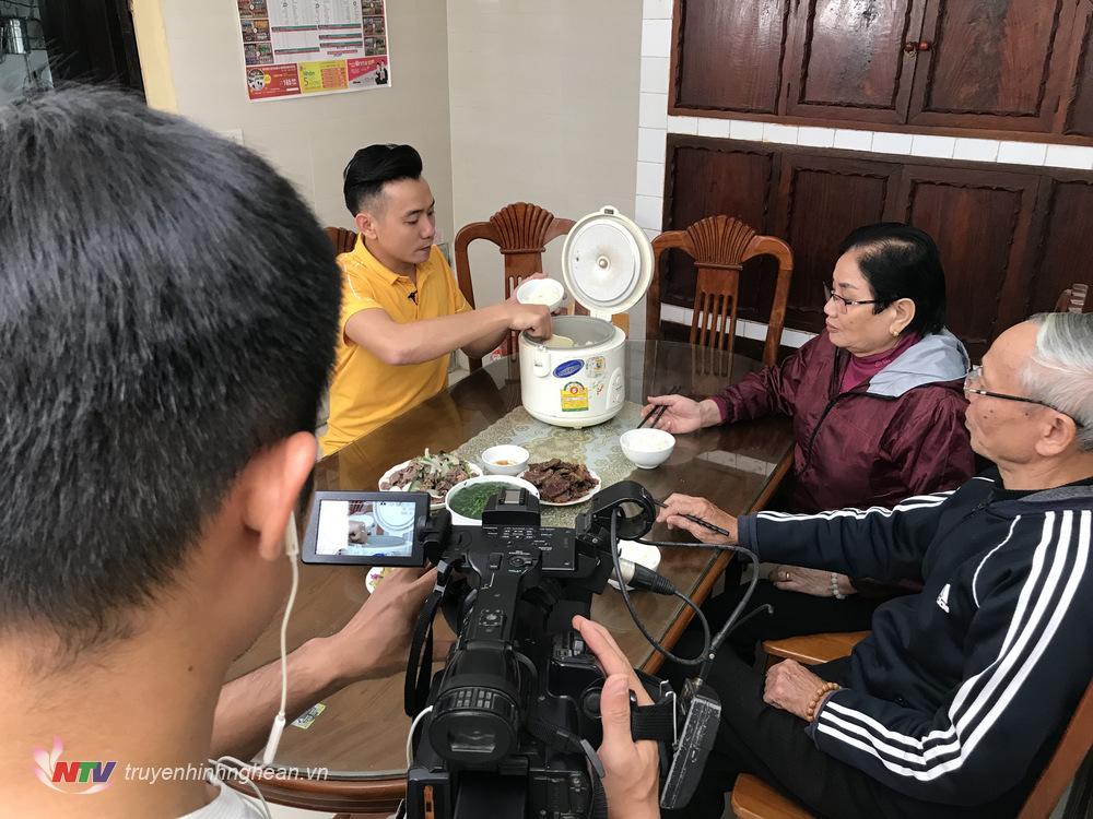  Việt Bắc bên Ba Mẹ tại ngôi nhà ở ngõ 79 đường Tôn Thất Tùng - TP Vinh - PG88 go Bắn cá