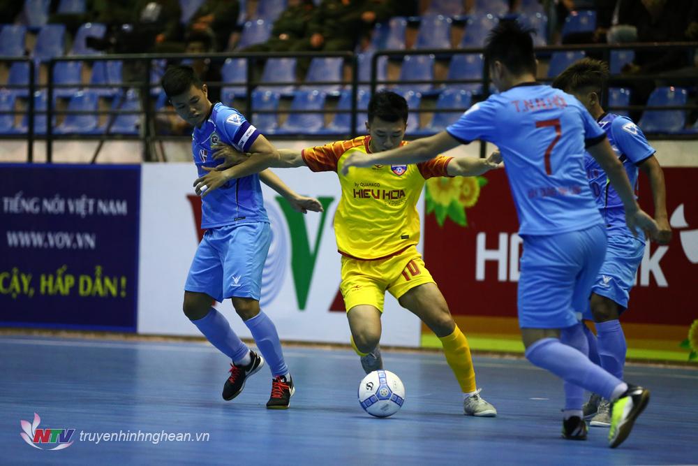 Đà Nẵng giành chiến thắng 5-2 trước K.Sài Gòn và có được tấm vé vào chơi trận chung kết.