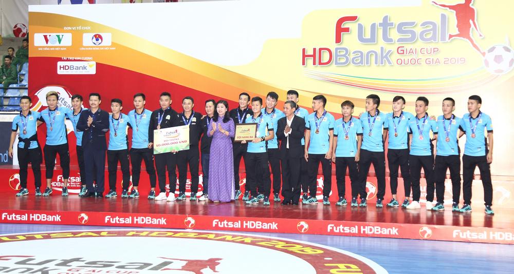Giải ba thuộc về đội Kardiachain Sài Gòn FC 