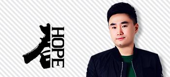 Đoàn tặng quà cho gia đình ông Trần Văn Tâm, thương binh 4/4, nhiễm chất độc hoá học trú tại xóm Khe Mèn, xã Đồng Hợp.