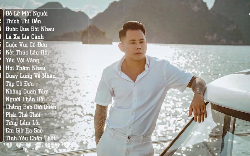 Đoàn đã đến thăm và tặng quà cho bà Nguyễn Thị Châu 88 tuổi thuộc diện hộ cận nghèo xóm 2, xã Hưng Chính.