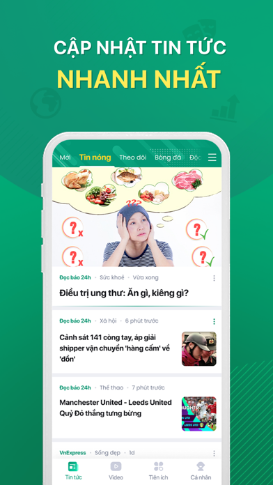 Đoàn trao quà cho gia đình anh Trần Công Kiên, hộ nghèo xã Hưng Hòa.