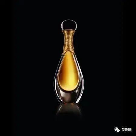 Các tổ đội công tác tham gia cùng nhân dân địa phương tham gia các hoạt động vui Tết đón Xuân.