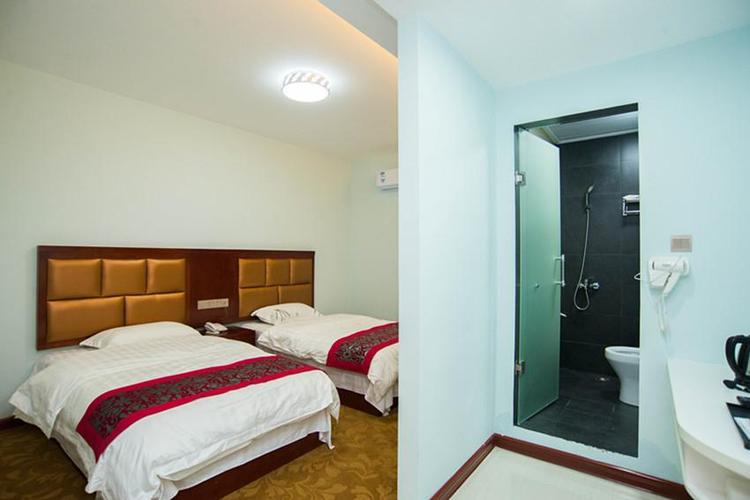 Diện tích trồng rễ hương mới chỉ đủ cung cấp 20% nhu cầu cho các làng nghề sản xuất hương trầm. Gía rễ hương khô vụ cuốn hương trầm tết năm 2019 này gần gấp đôi so với năm 2018