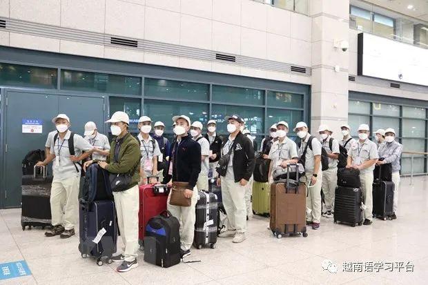Hà Quỳnh Như đăng quang Giọng hát Việt nhí 2018